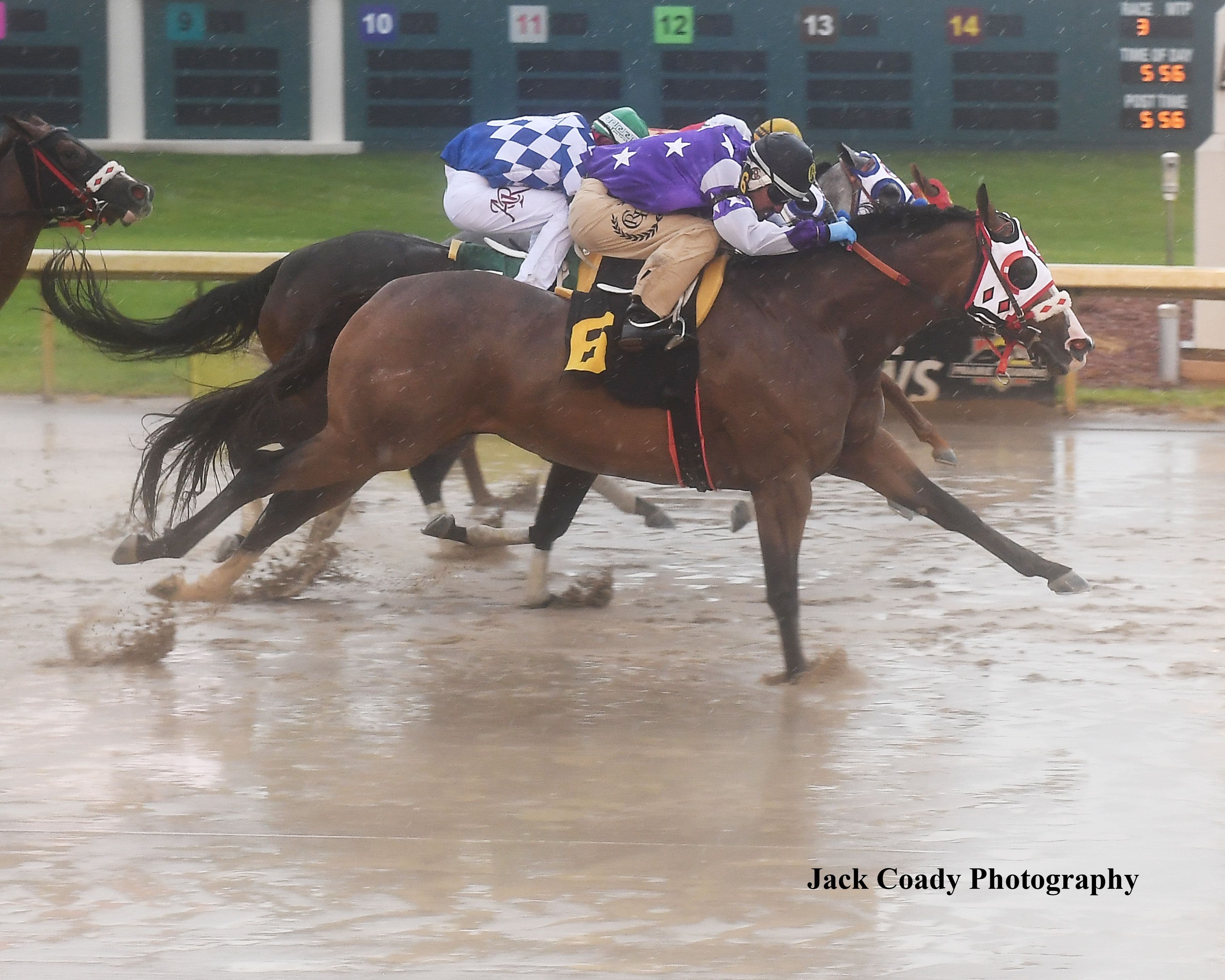 Catchn Southern Rays Wins Cox Ranch Prairie Meadows Distaff Challenge (G3)